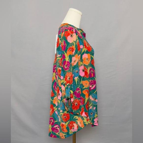 Dear Scarlett Vibrant Floral V-Neck Blouse With Rich Teal & Bold Multi Colors - Picture 4 of 7